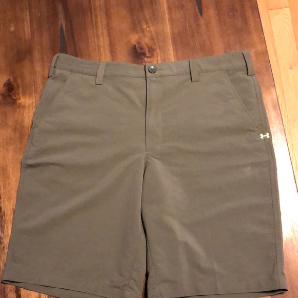 Under Armour Other - Under Armour flat front olive green golf shorts size 38 GUC